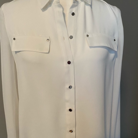 WHBM blouse long sleeve New Ecru Size 2 -NWT - Picture 2 of 8